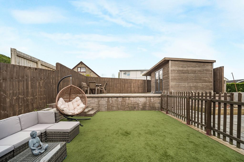 Additional image 36 of 4 bed semi-detached house for saleWhiterock Avenue, Pontypridd CF37