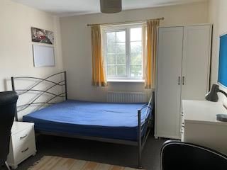 3 bed flat for saleCherry Croft, Kingfisher Way, Loughborough LE11 photo 4