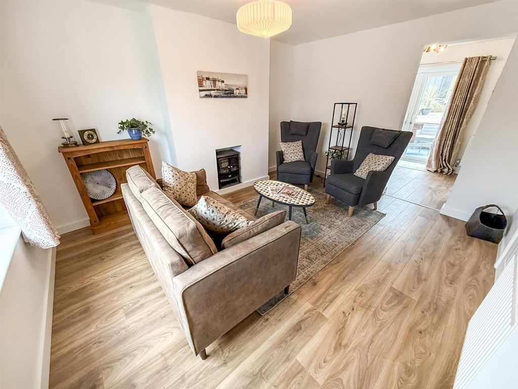 Additional image 2 of 3 bed semi-detached house for saleBron Y Gaer, Llanfyllin SY22