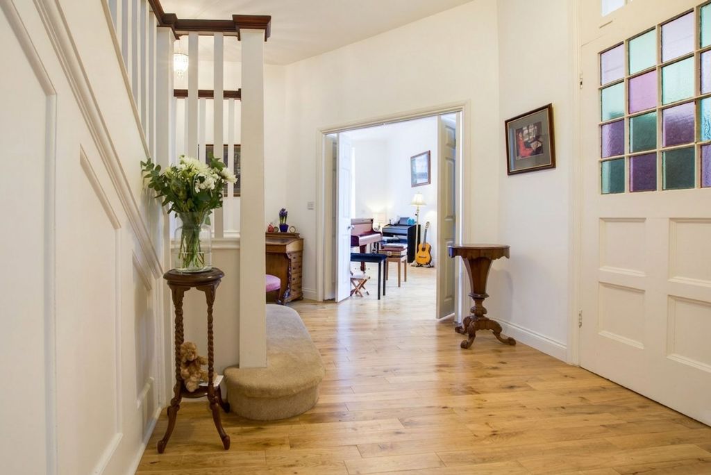 5 bed semi-detached house for saleKnighton Road, Leicester LE2 photo 5