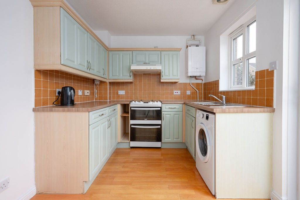 Additional image 2 of 2 bed semi-detached house for saleHalket Crescent, Carronshore, Falkirk FK2