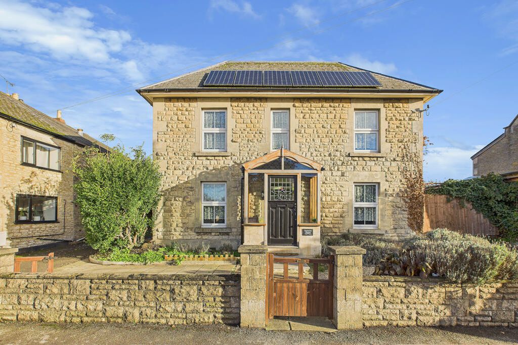 4 bed detached house for saleKing Street, Melksham SN12