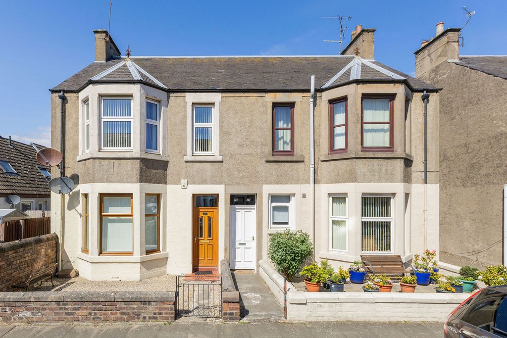 2 bed flat for saleDurward Street, Leven KY8