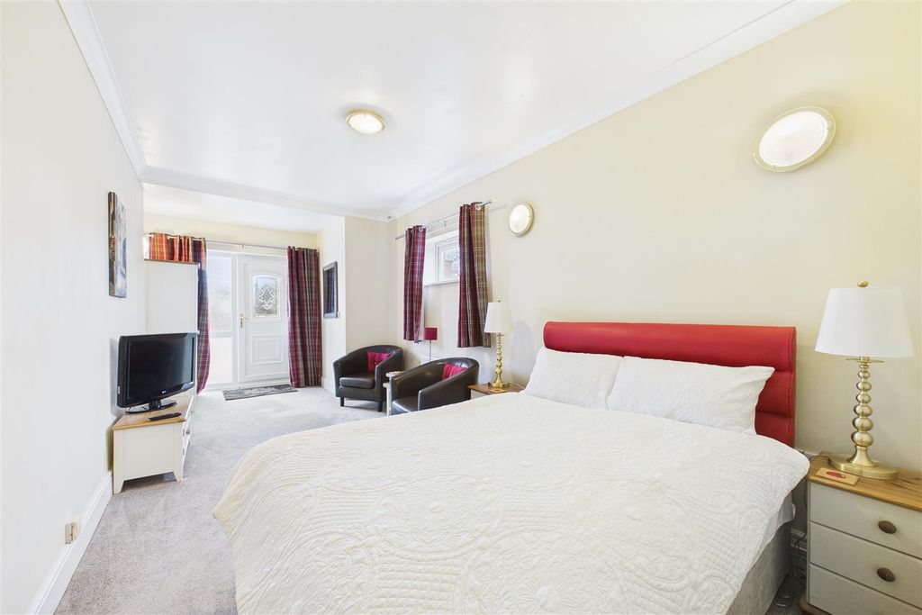 Additional image 16 of 7 bed detached house for saleLondon Road, Balderton, Newark NG24