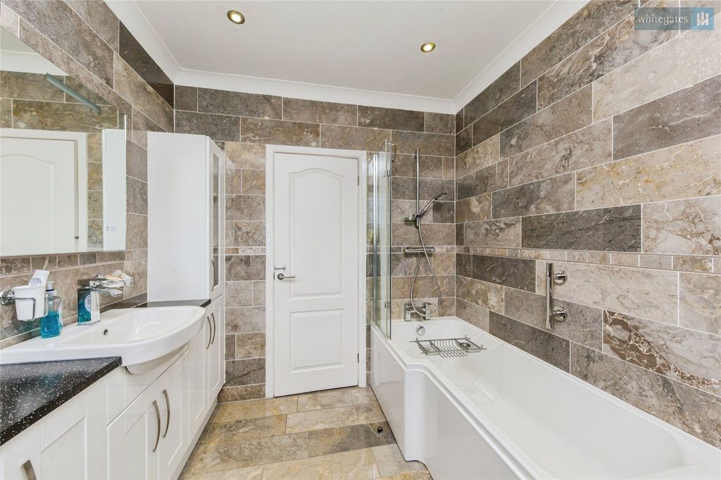 Additional image 15 of 5 bed bungalow for saleHornby Drive, Nantwich, Cheshire CW5