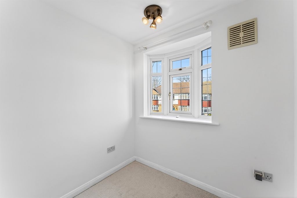 Additional image 10 of 5 bed semi-detached house for saleThurleston Avenue, Morden SM4