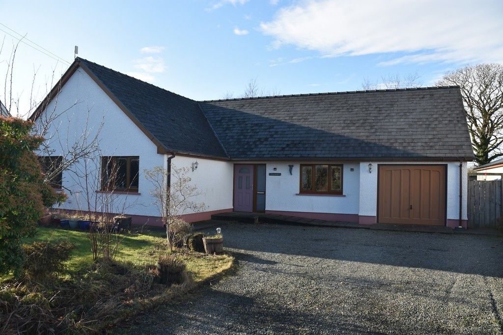 3 bed detached bungalow for saleCan Y Gwynt, Cwm Cou SA38