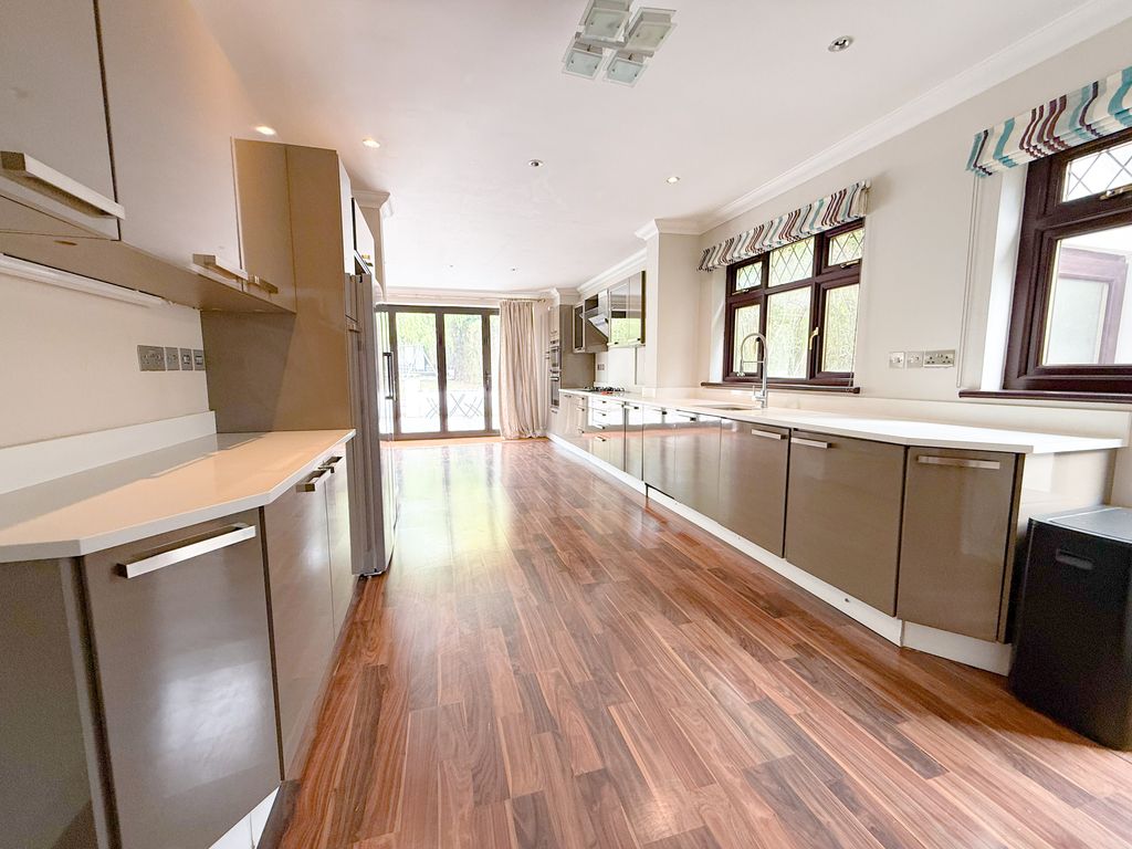 Additional image 3 of 5 bed detached house for saleHeath Drive, Potters Bar, Hertfordshire EN6