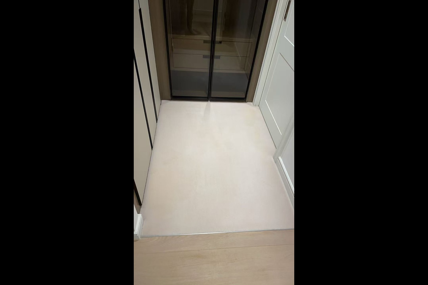 2 Bed Flat, Lincoin Square, WC2A, N1 7GU photo 2