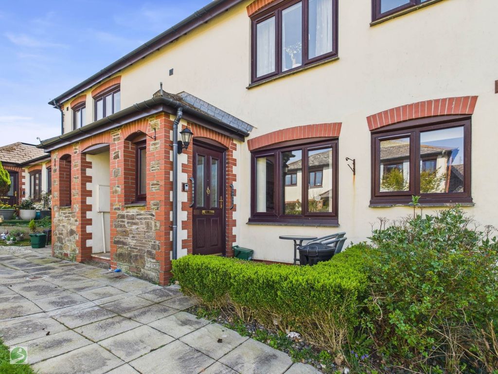 2 bed flat for saleBarbican Road, East Looe PL13