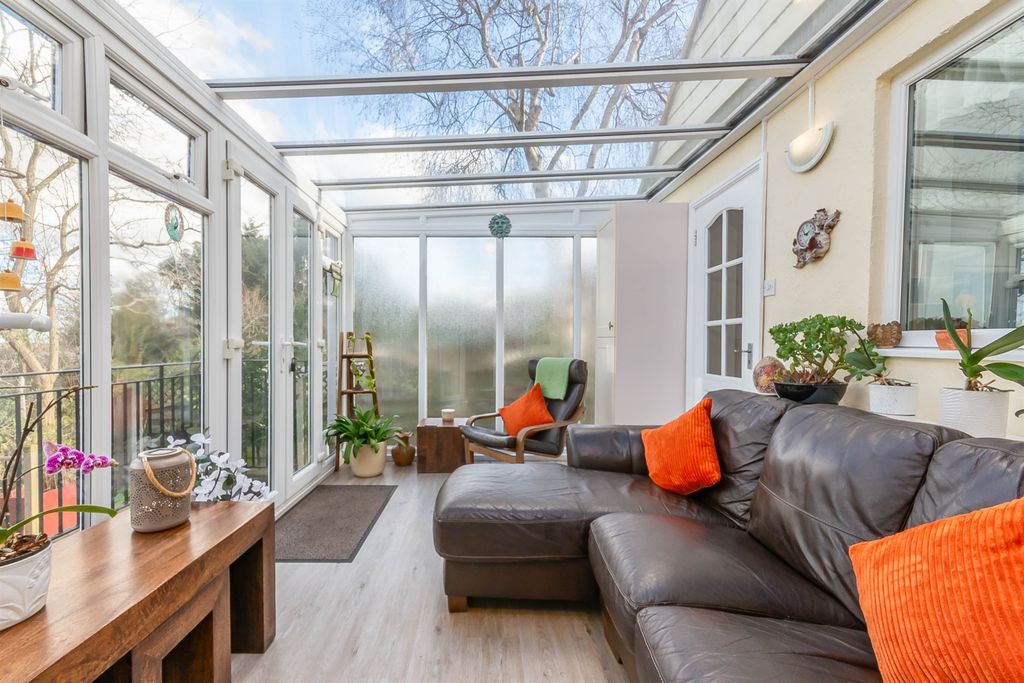 Additional image 5 of 4 bed property for saleBeeleigh Road, Maldon CM9