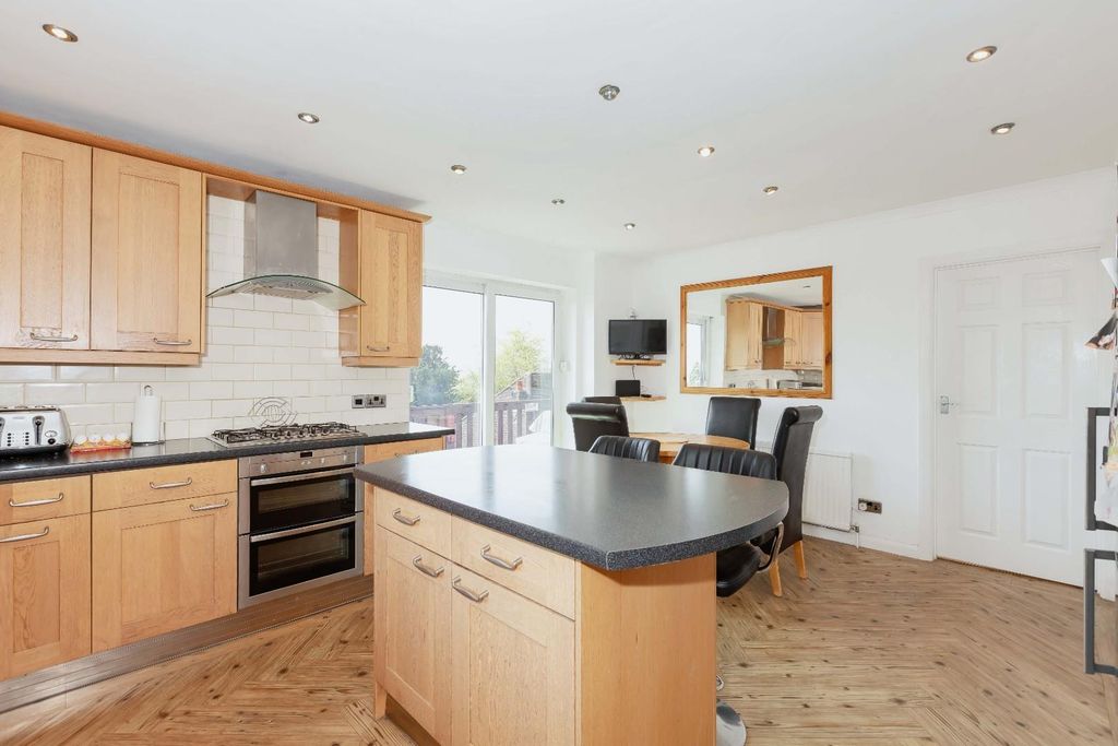 Additional image 24 of 4 bed detached house for saleMill Road, Lancing BN15