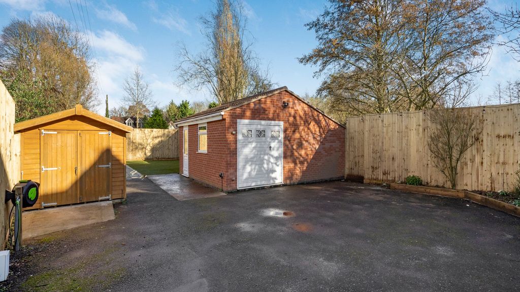 Additional image 29 of 5 bed detached house for saleLutterworth Road, Nuneaton CV11
