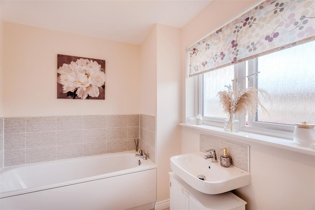 Additional image 21 of 3 bed semi-detached house for saleConey Drive, Motherwell ML1