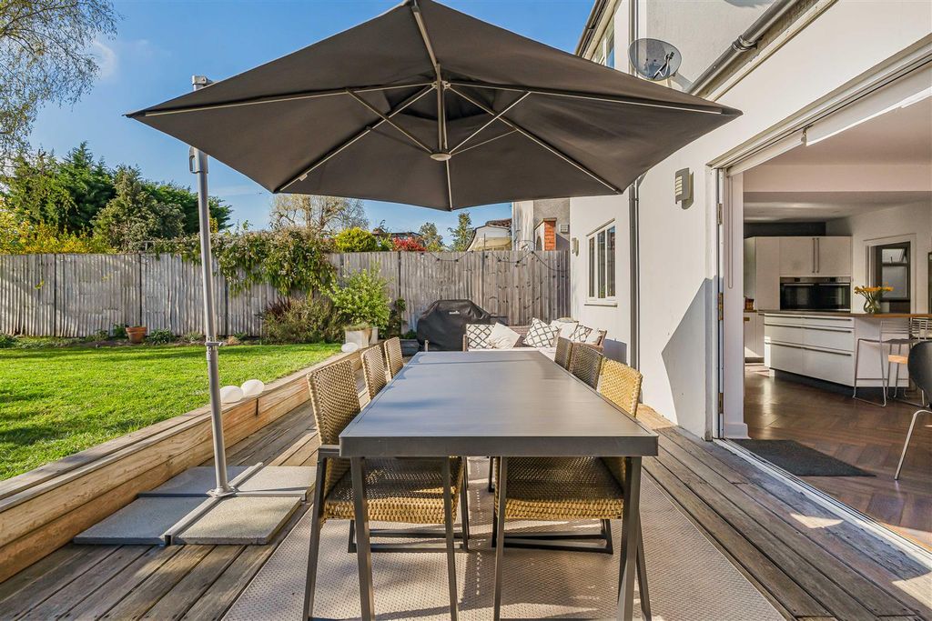 Additional image 33 of 5 bed semi-detached house for saleBeechcroft Avenue, New Malden KT3