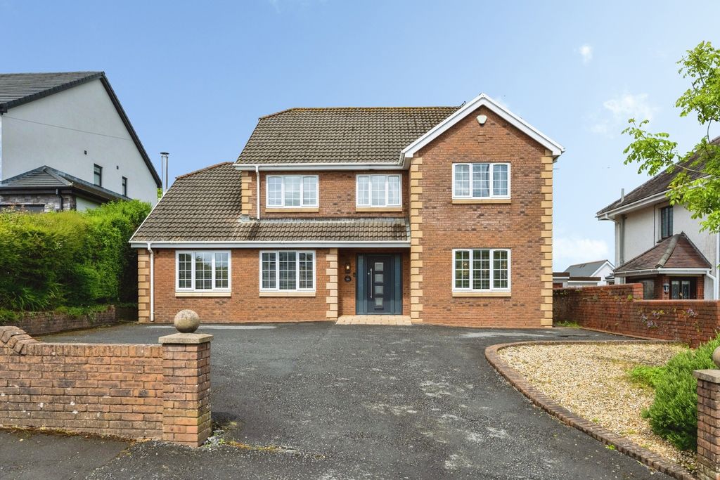 5 bed detached house for saleHendre Road, Llangennech, Llanelli, Carmarthenshire SA14