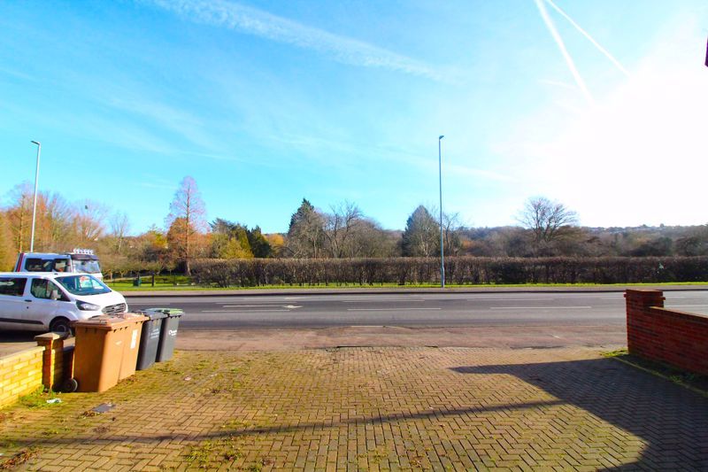 Additional image 17 of 6 bed detached house for saleChain Free On New Bedford Road, Luton LU3