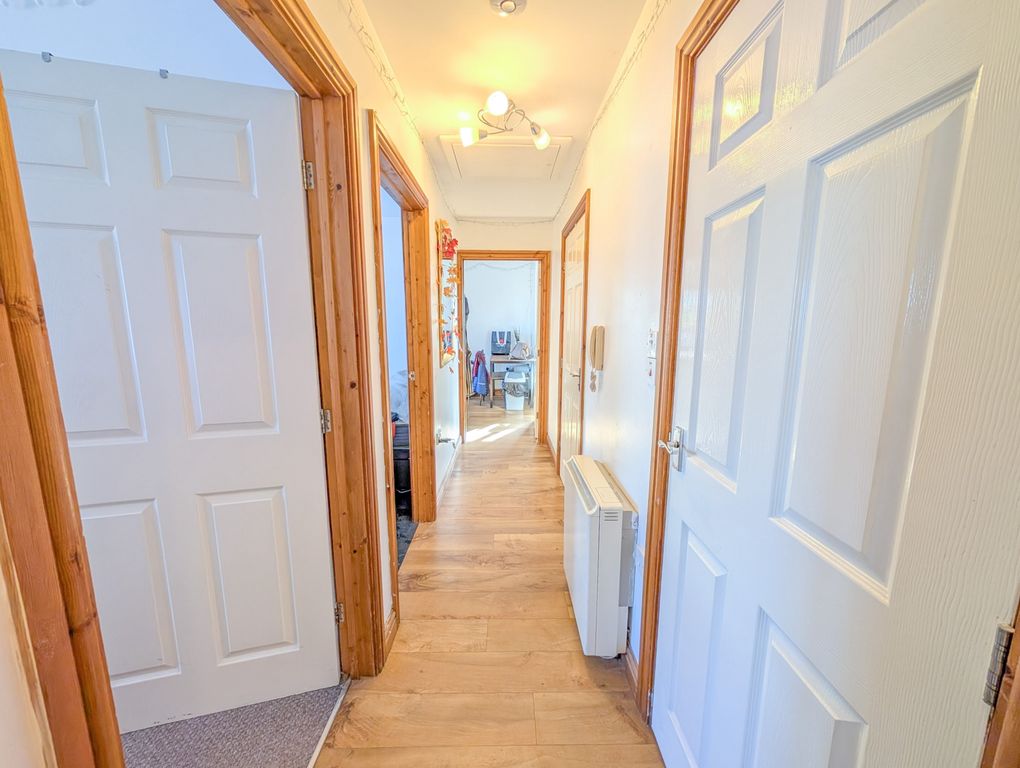 Additional image 3 of 2 bed flat for saleParliament Close, Skegness PE25