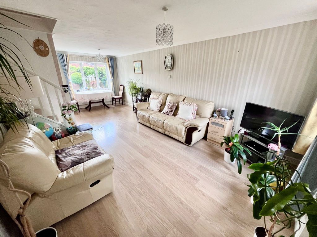 Additional image 4 of 3 bed semi-detached house for saleFriary Gardens, Newport Pagnell MK16