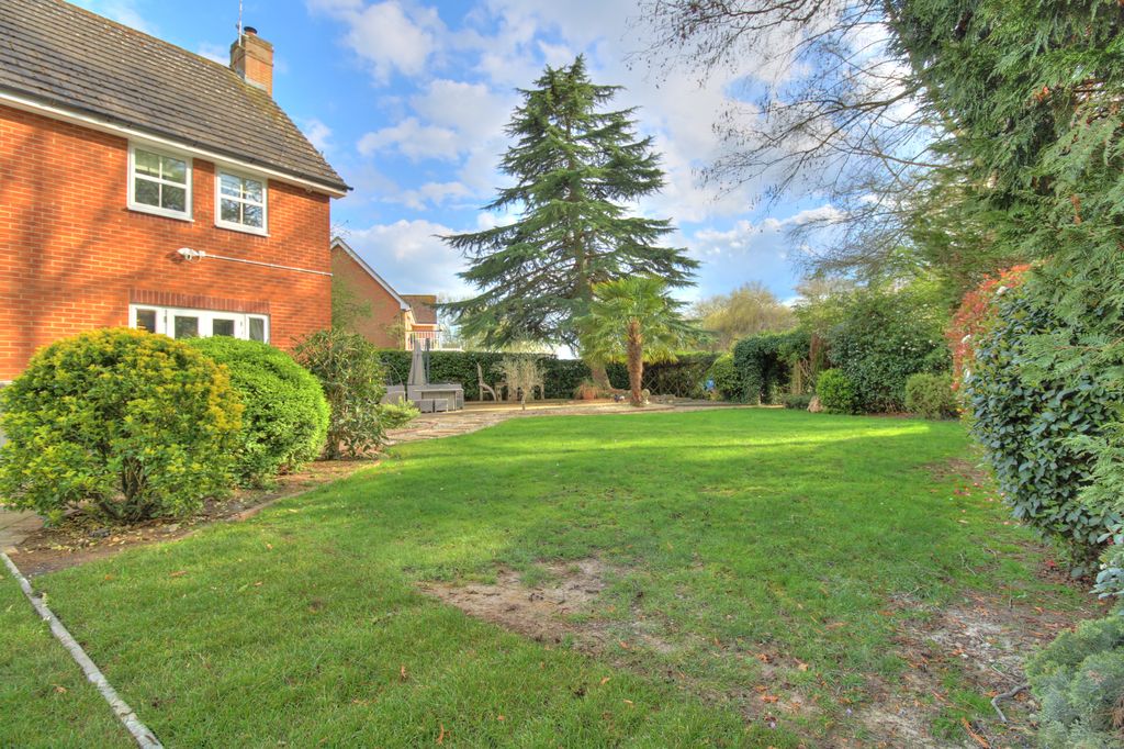 Additional image 35 of 4 bed detached house for saleStanding Stones, Northampton NN3