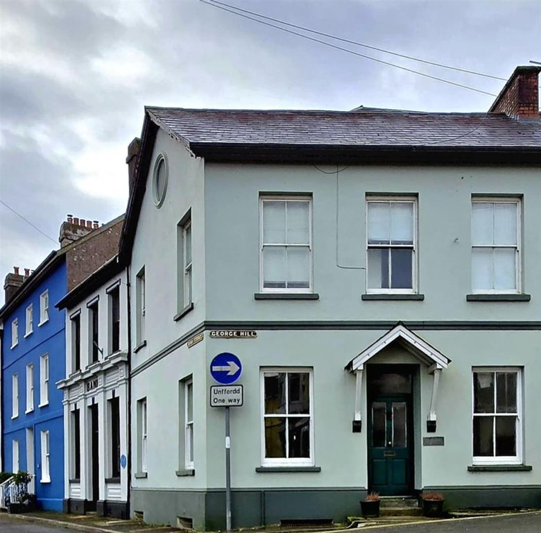 3 bed terraced house for saleGeorge Hill, Llandeilo SA19