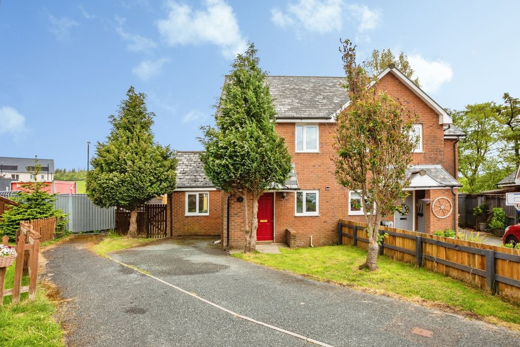 3 bed semi-detached house for saleBryn Steffan, Lampeter, Ceredigion SA48