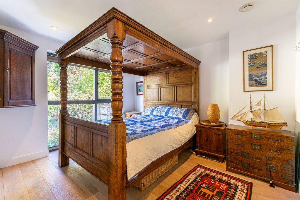 Additional image 14 of 4 bed detached house for saleMill Road, Marlow SL7