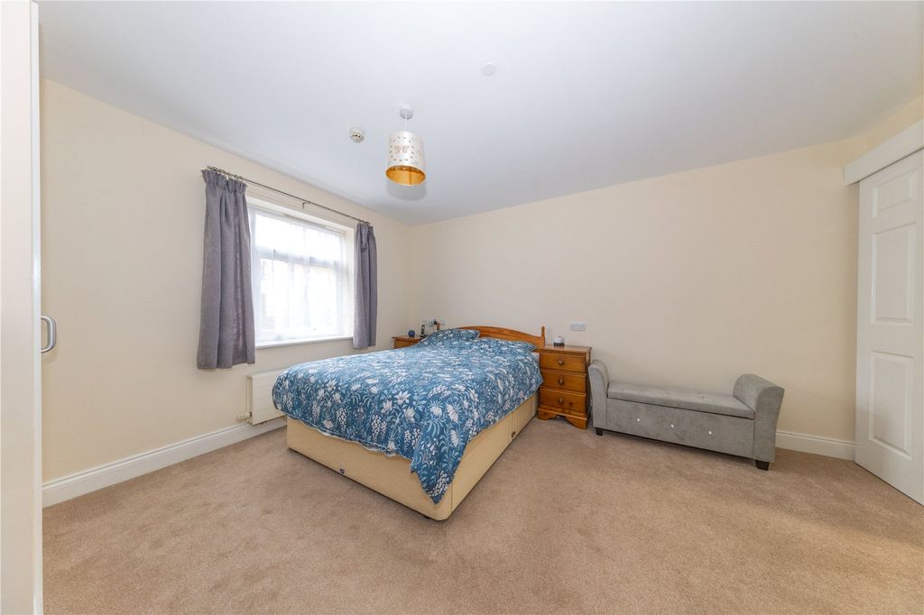Additional image 4 of 2 bed flat for saleThe Limes, Newport Pagnell MK16