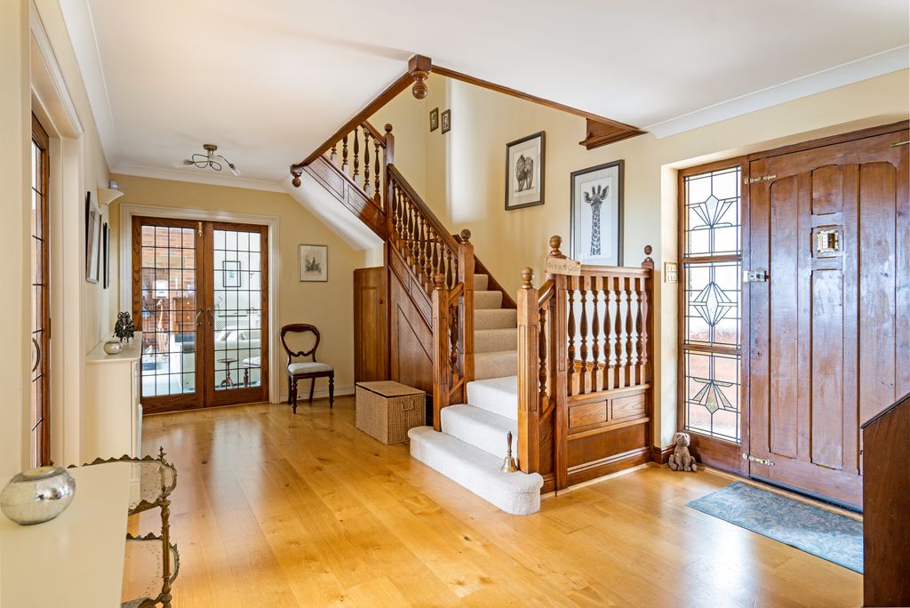 Additional image 3 of 5 bed detached house for saleSpinfield Lane West, Marlow SL7