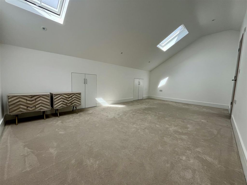 Additional image 5 of 2 bed maisonette for saleLime Grove, New Malden KT3