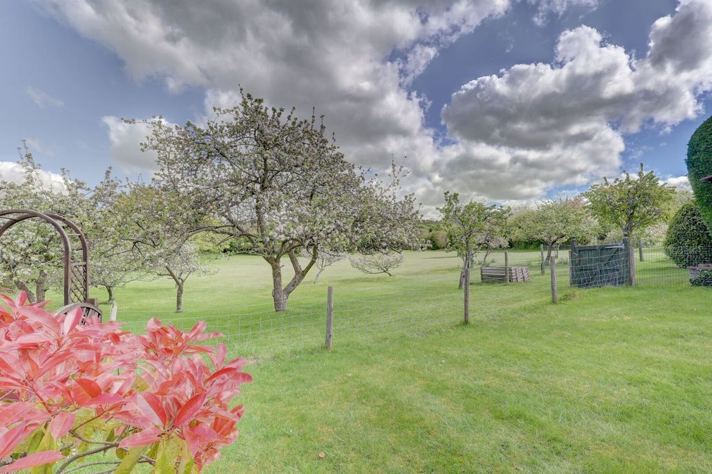 Additional image 13 of 3 bed bungalow for saleNew Road, Princes Risborough, Buckinghamshire HP27