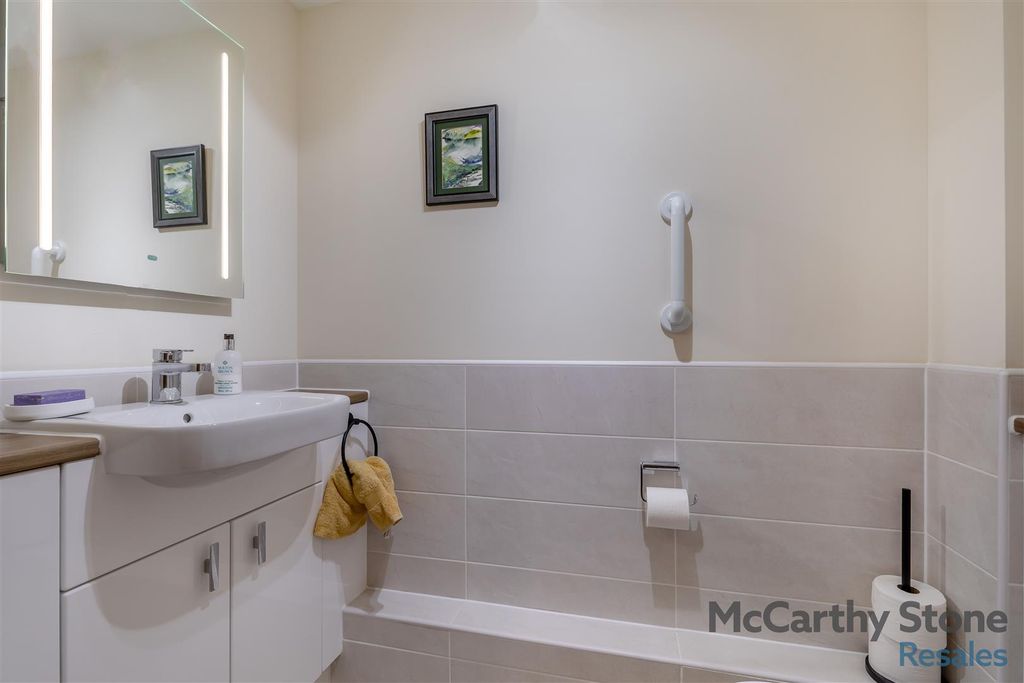 Additional image 14 of 2 bed flat for saleBurlington Gardens, Leyland PR25