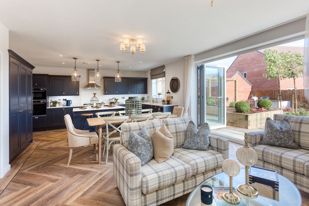Additional image 3 of 6 bed detached house for sale"The Oak" at Watermill Way, Northampton NN4