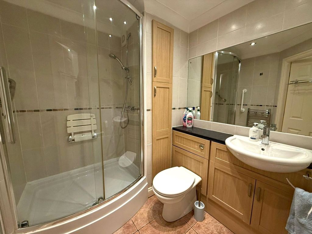 Additional image 5 of 1 bed flat for saleTabley Road, Knutsford, Cheshire WA16
