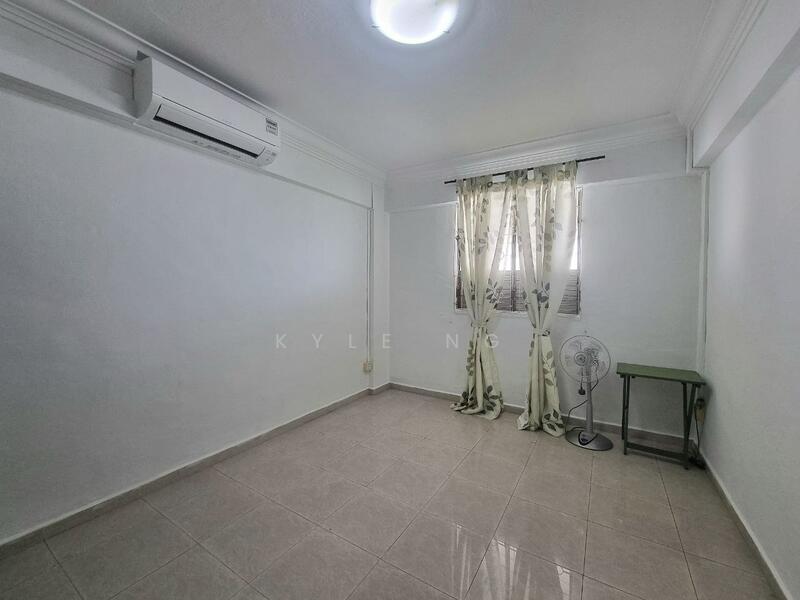 704 West Coast Road photo 4