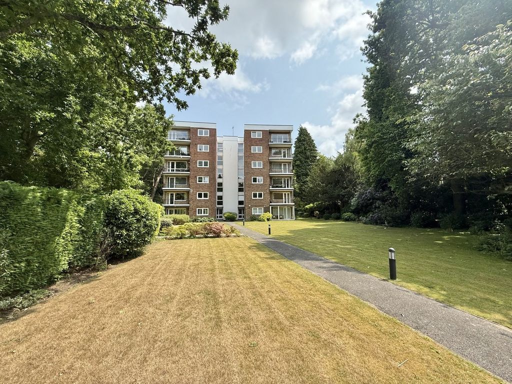 Additional image 17 of 2 bed flat for sale8 The Avenue, Poole BH13