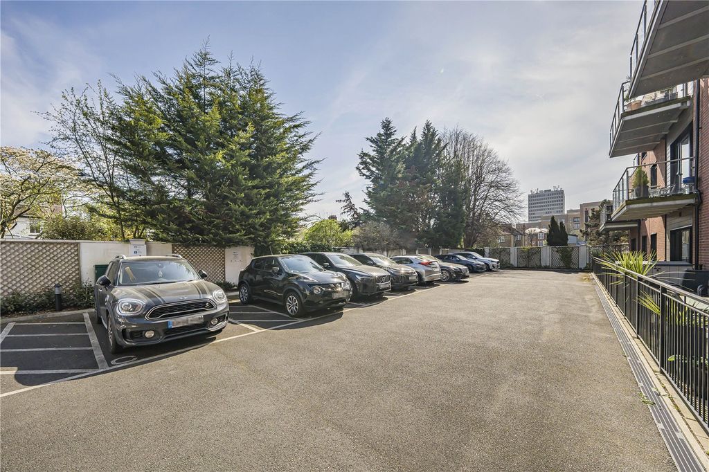 Additional image 13 of 2 bed flat for saleCoombe Road, New Malden KT3