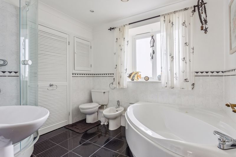 Additional image 18 of 5 bed detached house for saleMill Road, Marlow SL7