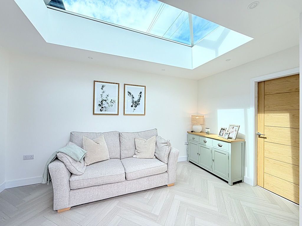 Additional image 15 of 4 bed semi-detached house for salePark Road, Falkirk FK2
