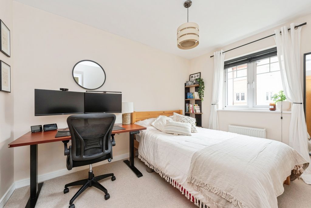 Additional image 8 of 4 bed end terrace house for saleSchoolgate Drive, Morden SM4