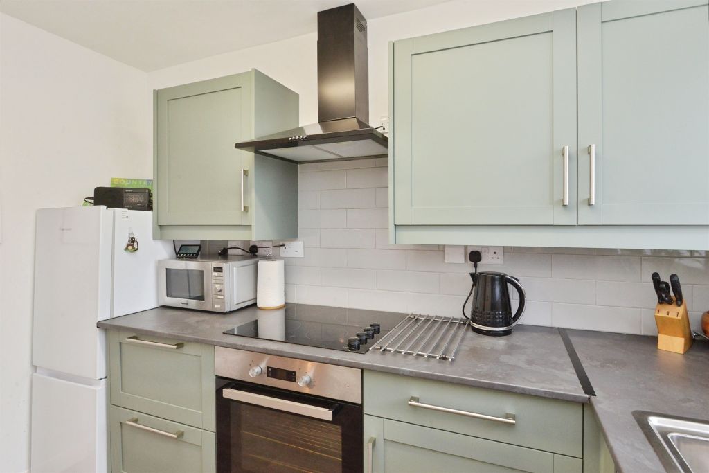 Additional image 5 of 2 bed flat for saleRuskin Court, Newport Pagnell MK16