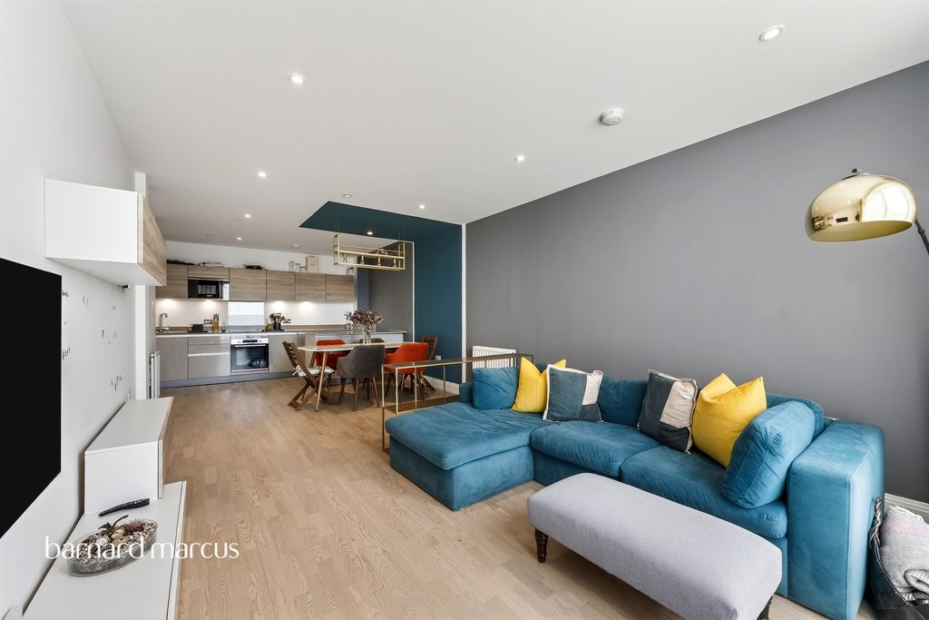 Additional image 5 of 2 bed flat for saleBlagdon Road, New Malden KT3