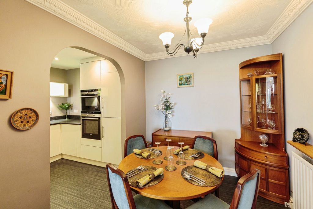 Additional image 9 of 2 bed flat for saleSunningdale Court, Lytham St. Annes, Lancashire FY8