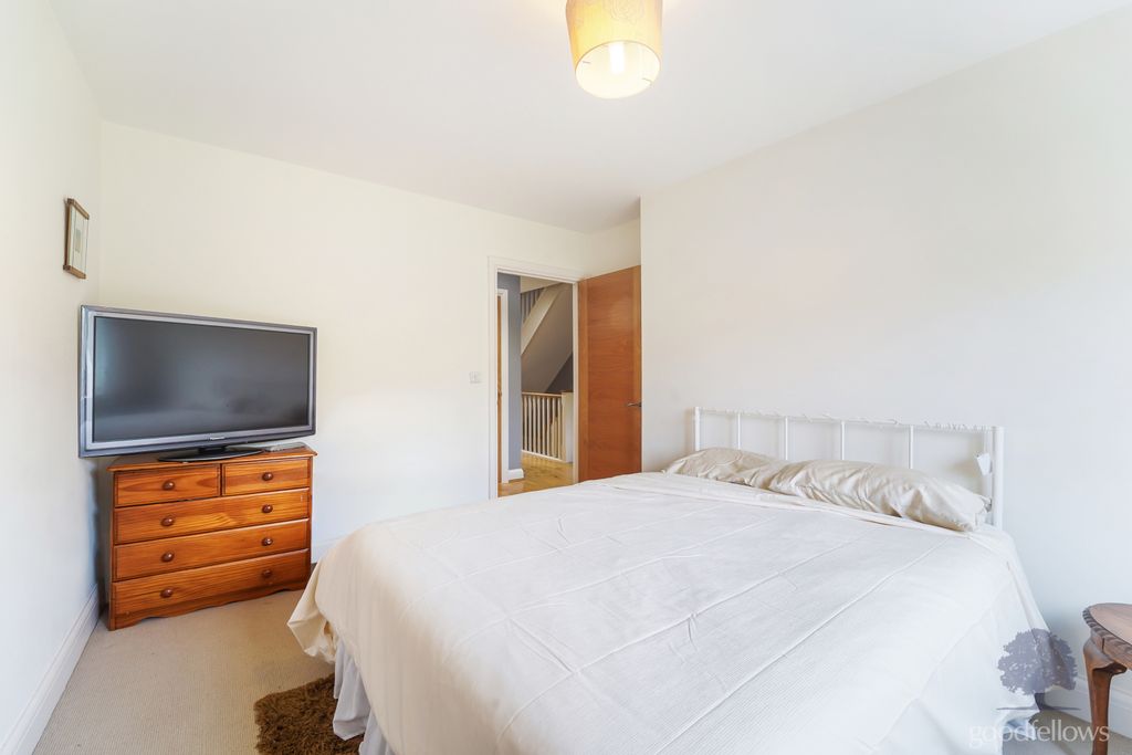 Additional image 15 of 4 bed semi-detached house for salePollard Road, Morden SM4