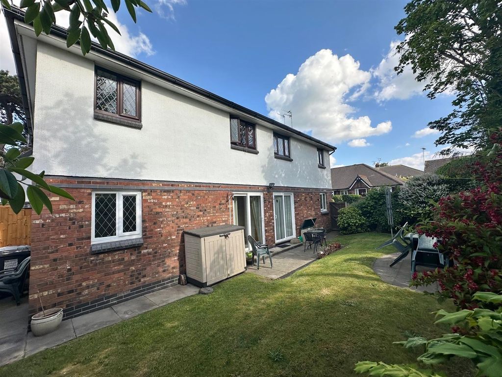 Additional image 20 of 2 bed flat for saleYew Tree Drive, Nantwich, Cheshire CW5