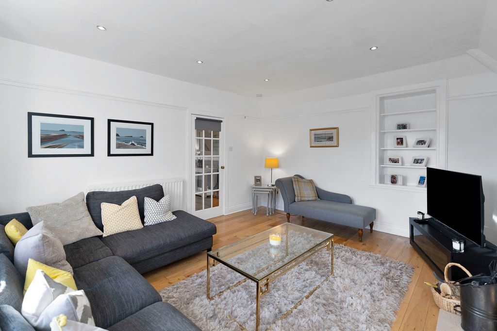Additional image 3 of 5 bed town house for sale48 St. Baldreds Road, North Berwick EH39