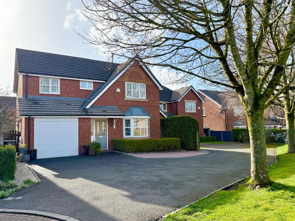 4 bed detached house for saleBuckingham Drive, Macclesfield SK11