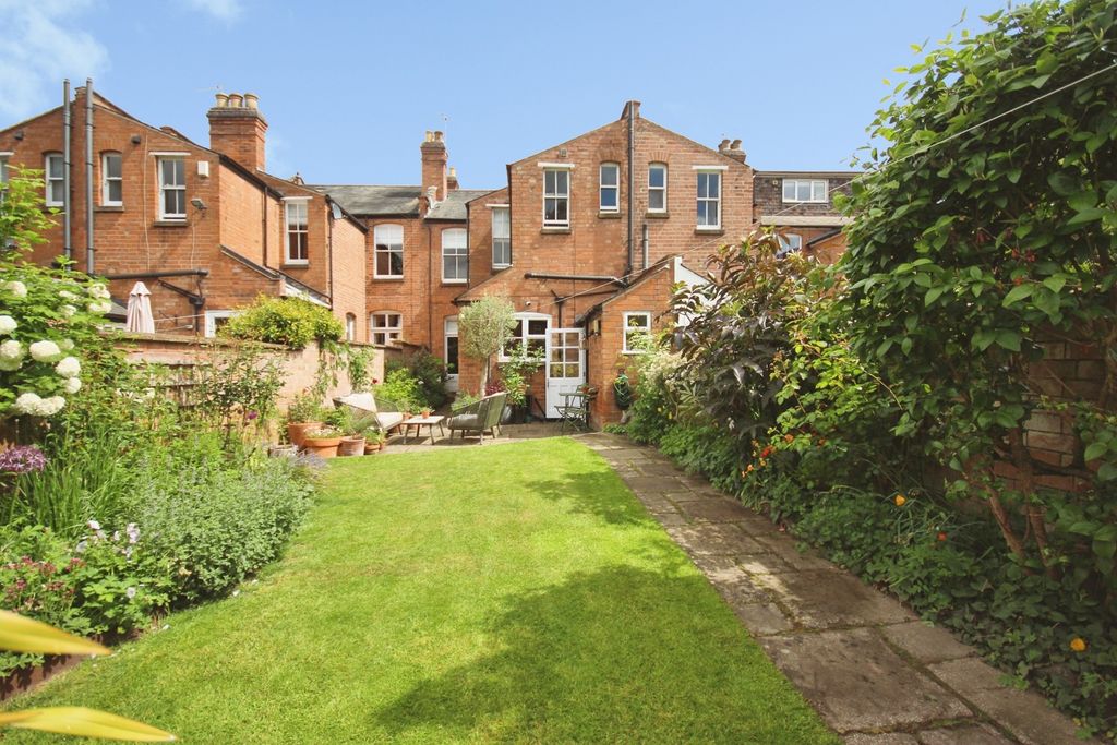 Additional image 10 of 4 bed terraced house for saleGaveston Road, Leamington Spa, Warwickshire CV32
