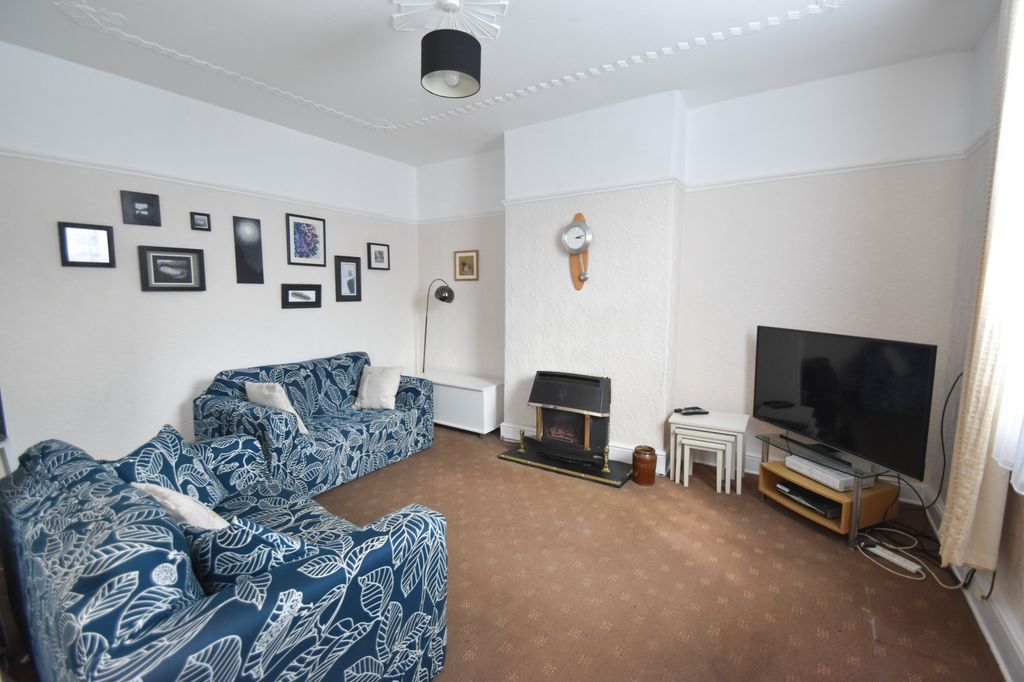 Additional image 5 of 4 bed flat for saleLumley Road, Skegness PE25