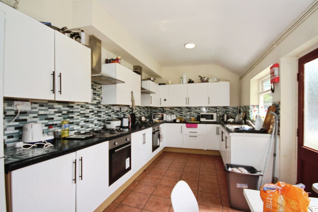 Additional image 5 of 11 bed detached house for saleTachbrook Road, Leamington Spa CV31